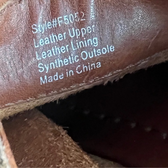 MADEWELL KILTIE CLOGS, SIZE 8. - Picture 14 of 15